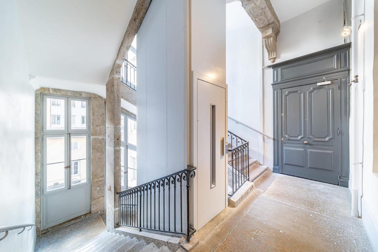 Les Suites De L'Opera - Apartment Ella For 4 People Лион Экстерьер фото